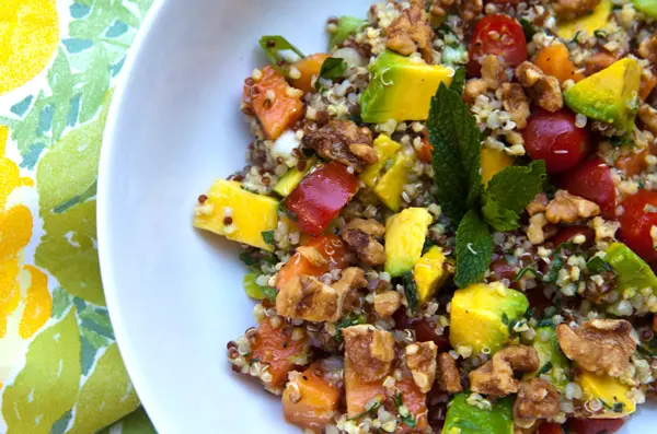 papaya-and-quinoa-salad-is-papaya-good-for-weight-loss